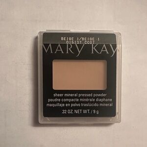 Mary Kay Sheer Mineral Pressed Powder - Beige 1